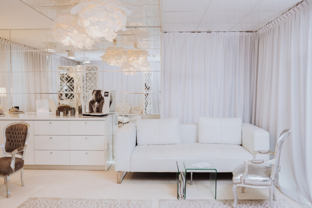 EMTONE – ZAAWANSOWANA TERAPIA ANTYCELLULITOWA